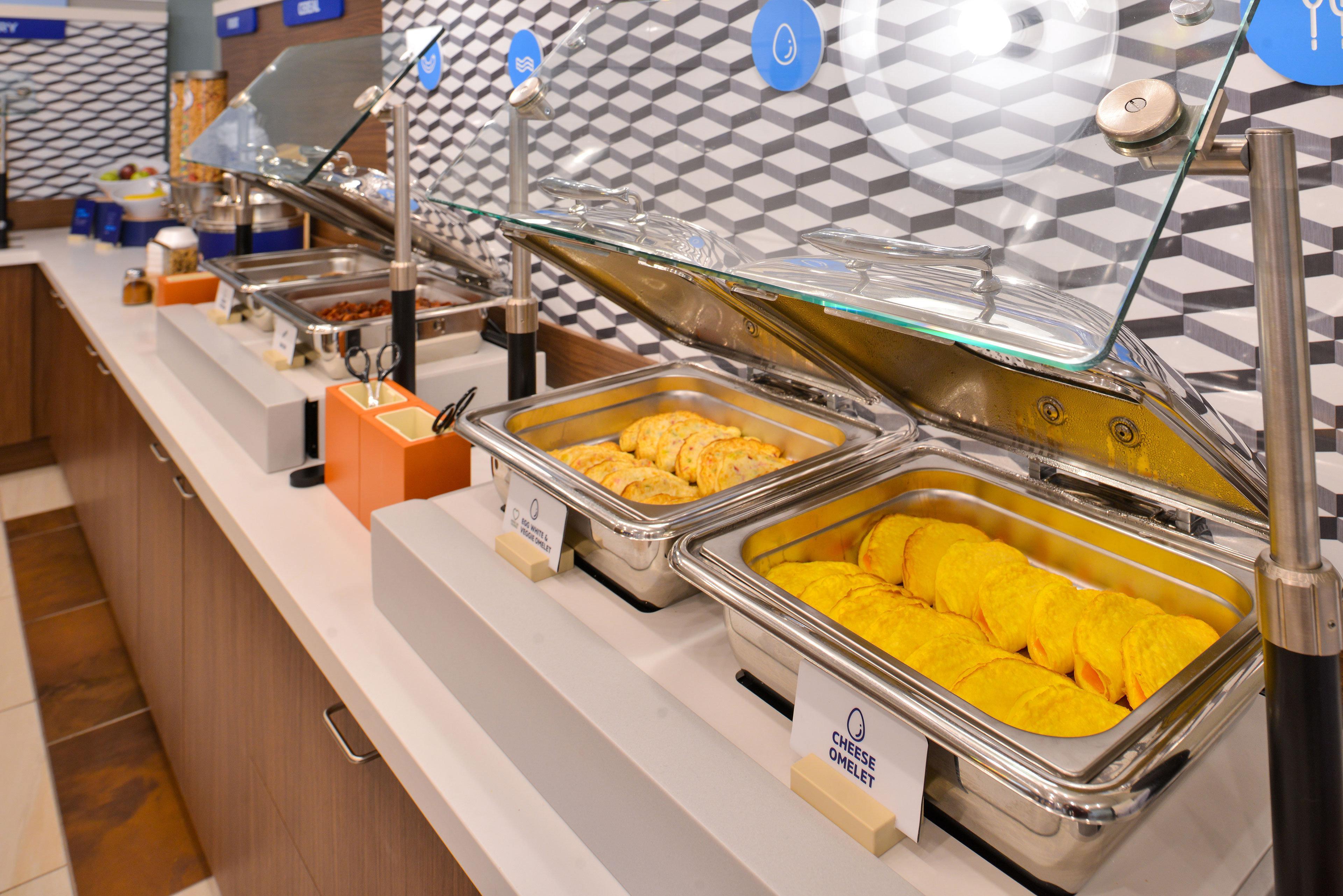 Holiday Inn Express Hotel & Suites Marshall By Ihg Esterno foto