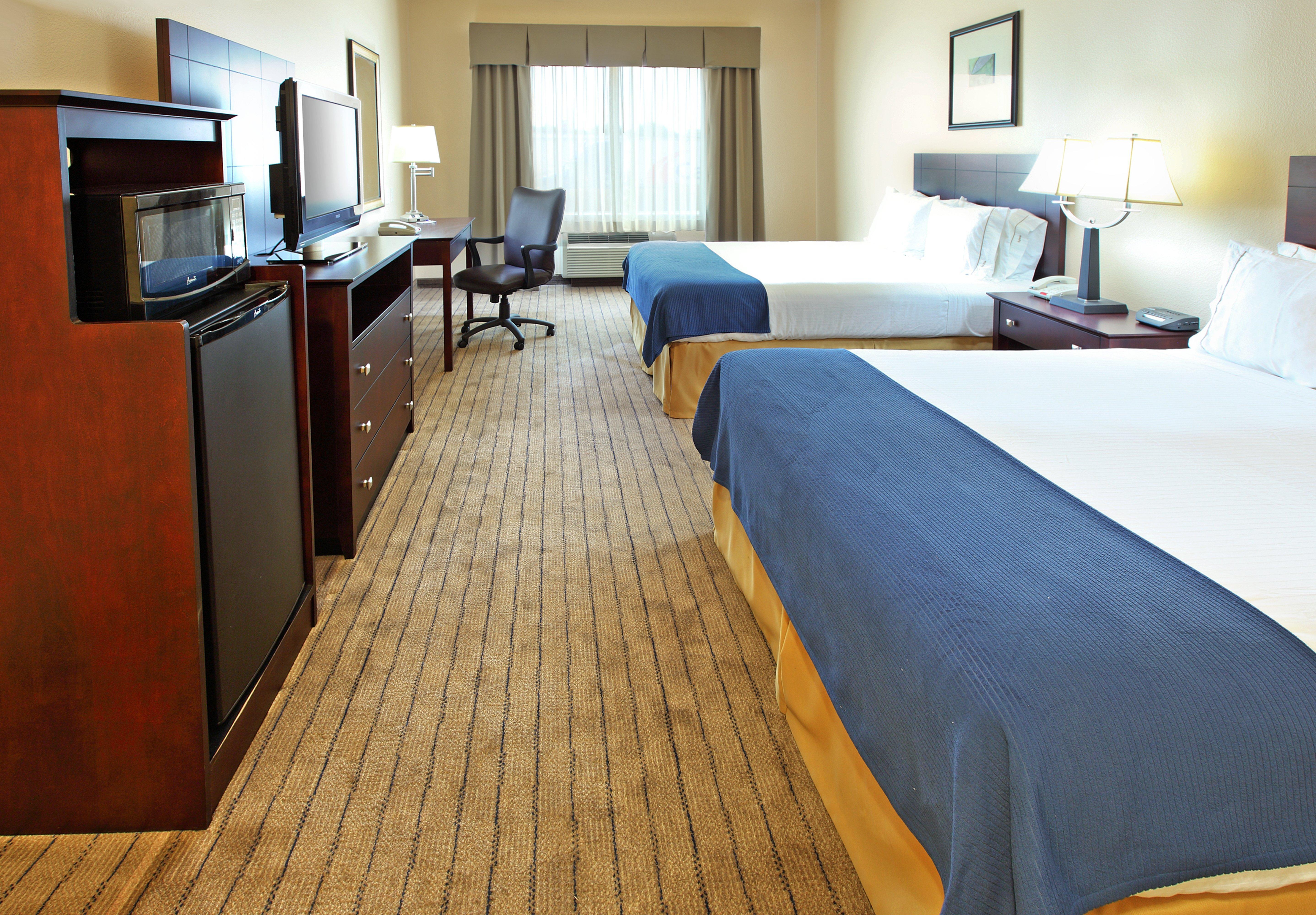 Holiday Inn Express Hotel & Suites Marshall By Ihg Esterno foto