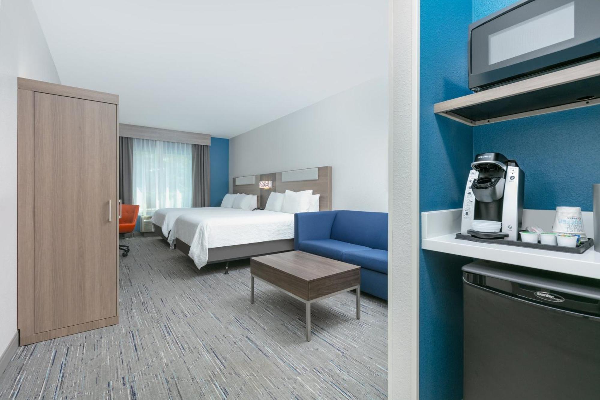 Holiday Inn Express Hotel & Suites Marshall By Ihg Esterno foto